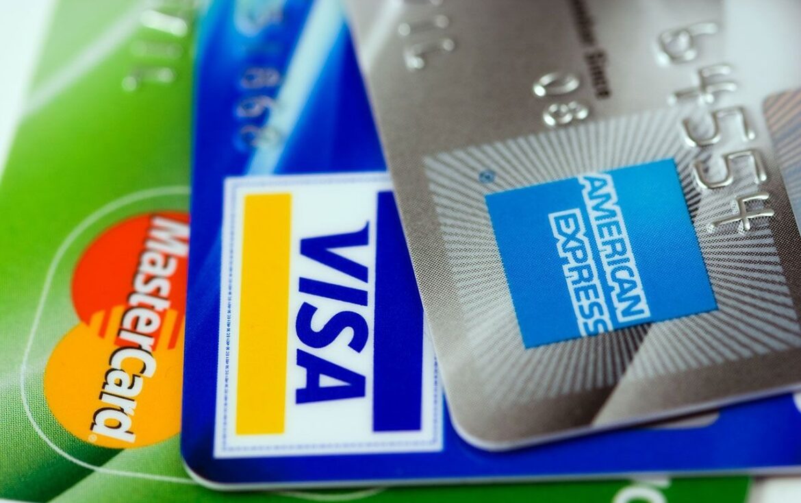Tipos de tarjetas bancarias y sus principales características